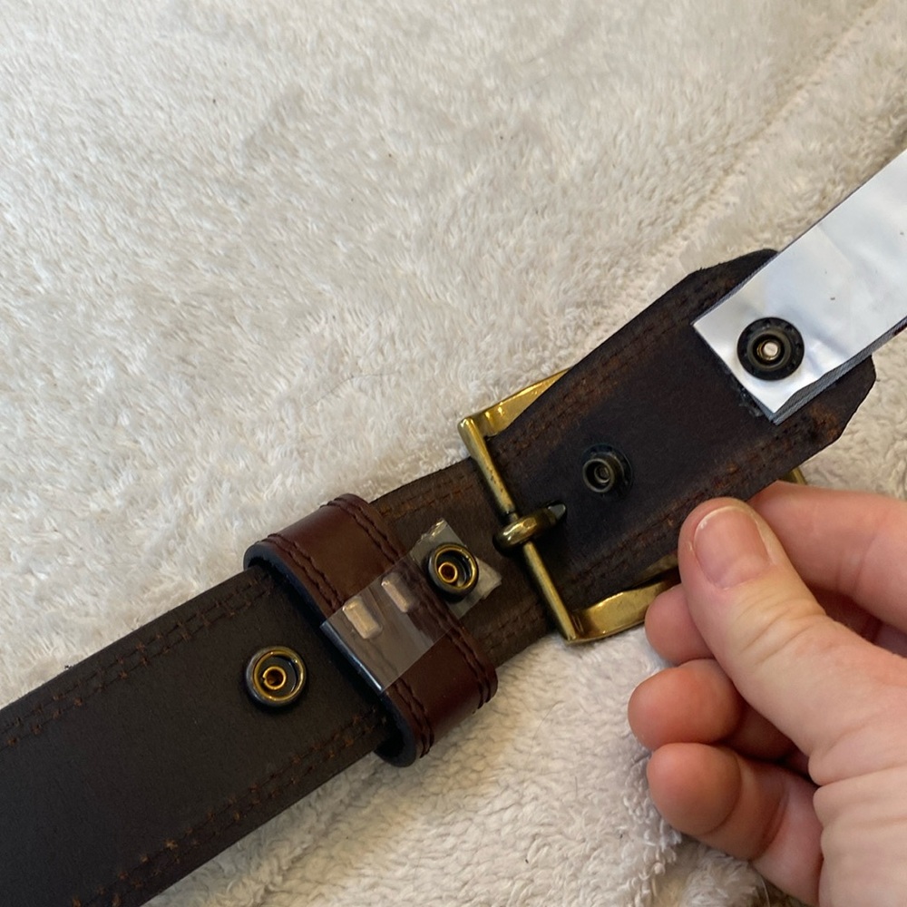 Carhartt Brown Leather Belt with Gold Buckle - Picture 5 of 10